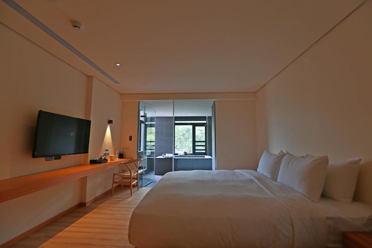 Water House Hotel Taipei Exterior photo